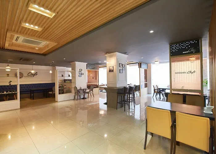 Shin Shin Hotel Busan